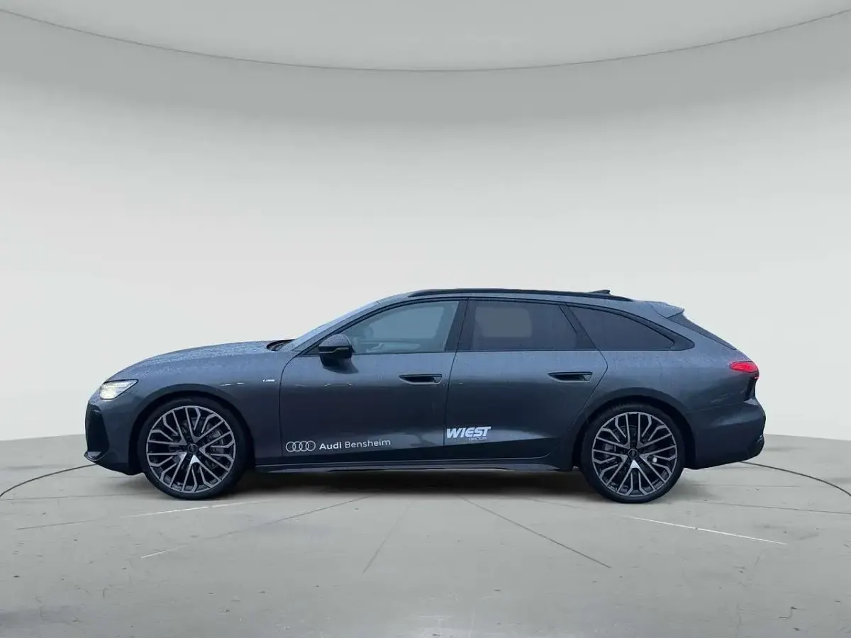 Gebraucht Audi A6 Ambiente 204 PS (150 kW) 2025 Daytonagrau perleffekt Kombi