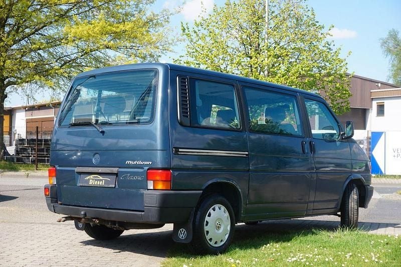 Usata VW T4 68 CV (50 kW) 1995 Blu Furgone