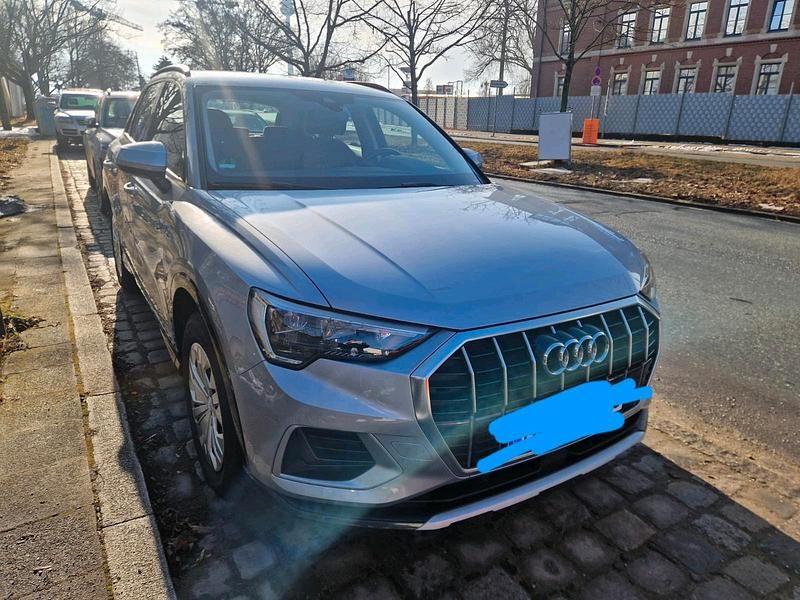 Gebraucht Audi Q3 Ambiente 150 PS (110 kW) 2020 Grau SUV