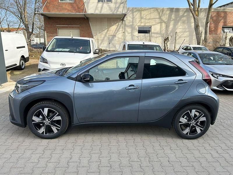 Gebraucht Toyota Aygo X Active 116 PS (85 kW) 2026 Grau SUV