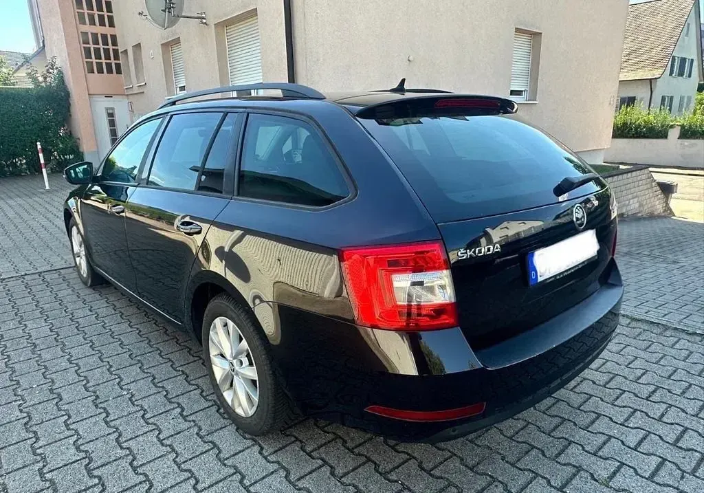 Gebraucht Skoda Octavia Style 150 PS (110 kW) 2017 Schwarz Limousine