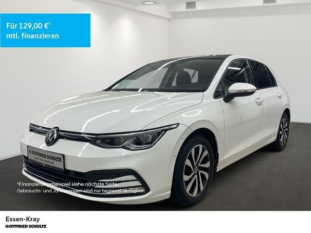 Weiss Gebraucht 2022 VW Golf Active Limousine | 25.450 € (Fairer Preis) - Bild 1/4