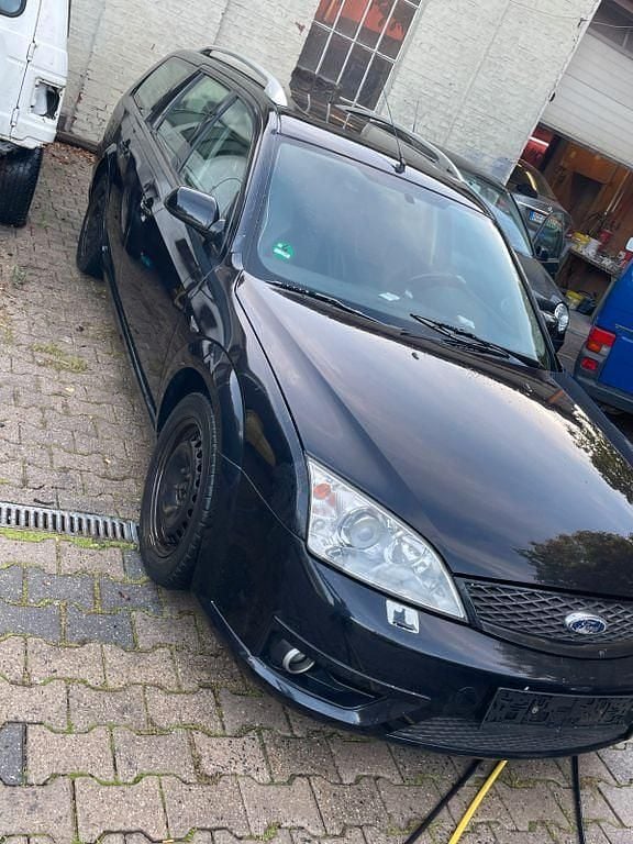 Schwarz Gebraucht 2002 Ford Mondeo ST Limousine | 2.399 € (Guter Preis) - Bild 1/4