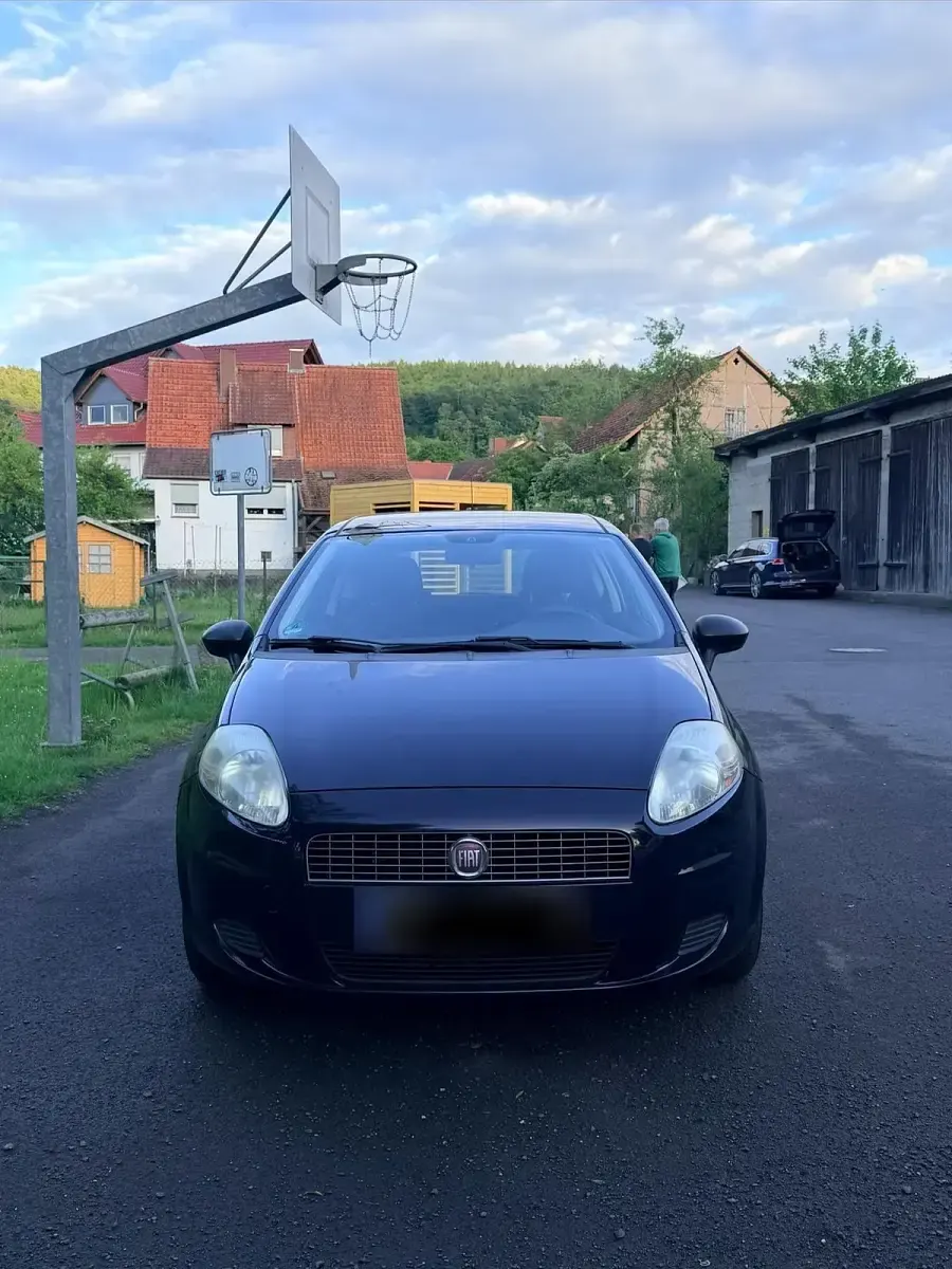 Gebraucht Fiat Punto 65 PS (47 kW) 2008 Blau Kleinwagen