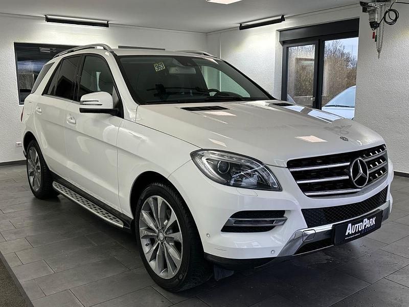 Gebraucht Mercedes ML250 204 PS (150 kW) 2015 Weiß SUV