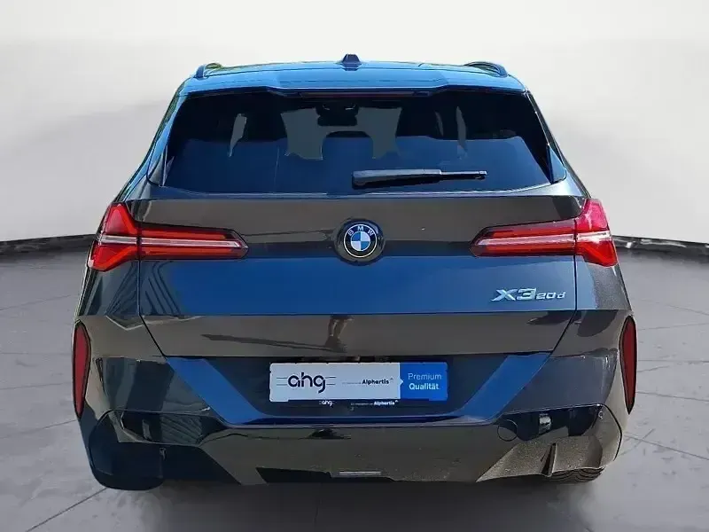 Gebraucht BMW X3 M Sport 197 PS (144 kW) 2025 Grau SUV