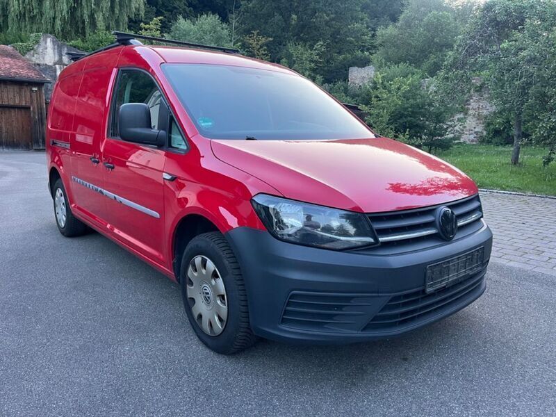 Rot Gebraucht 2017 VW Caddy Maxi Van / Kleinbus | 5.880 € - Bild 1/4