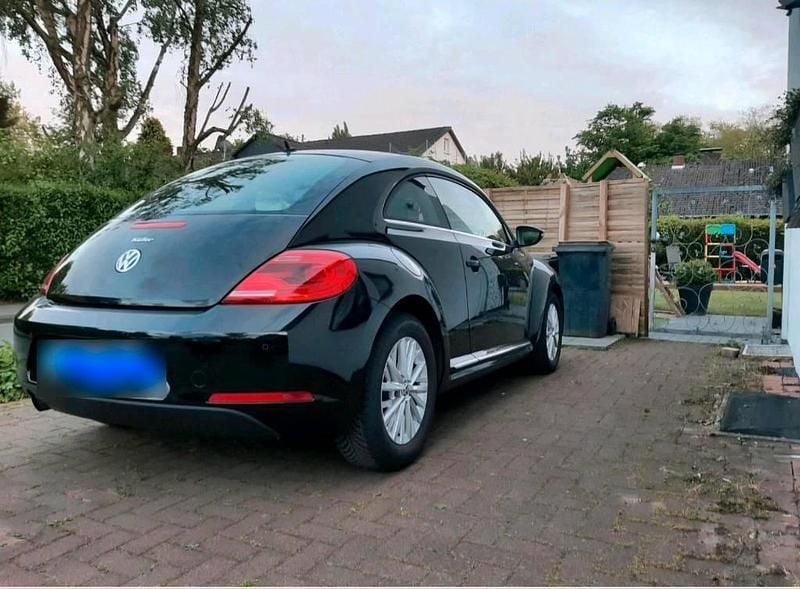 Gebraucht VW Beetle 105 PS (77 kW) 2014 Schwarz Kleinwagen