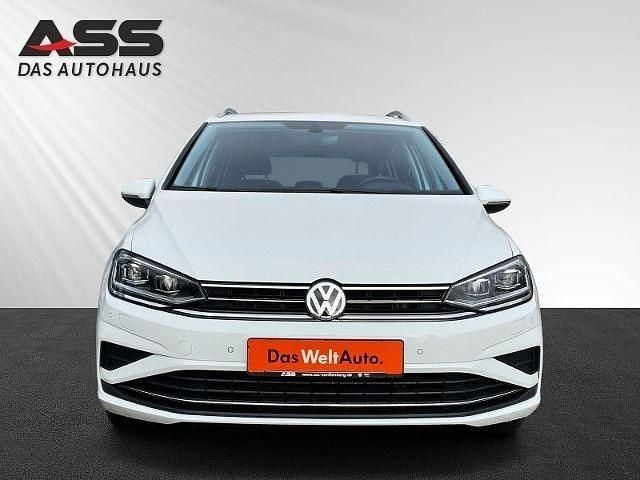 Gebraucht VW Golf VIII United 150 PS (110 kW) 2020 Weiß Van / Kleinbus