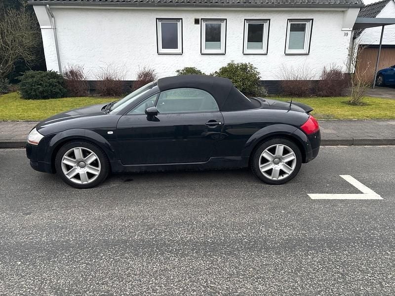 Gebraucht Audi TT Roadster 150 PS (110 kW) 2004 Schwarz Cabrio