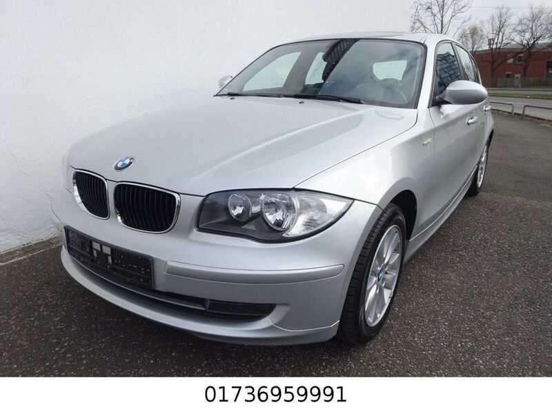 Silber Gebraucht 2008 BMW 118 Advantage Kleinwagen | 8.000 € (Teuer) - Bild 1/4