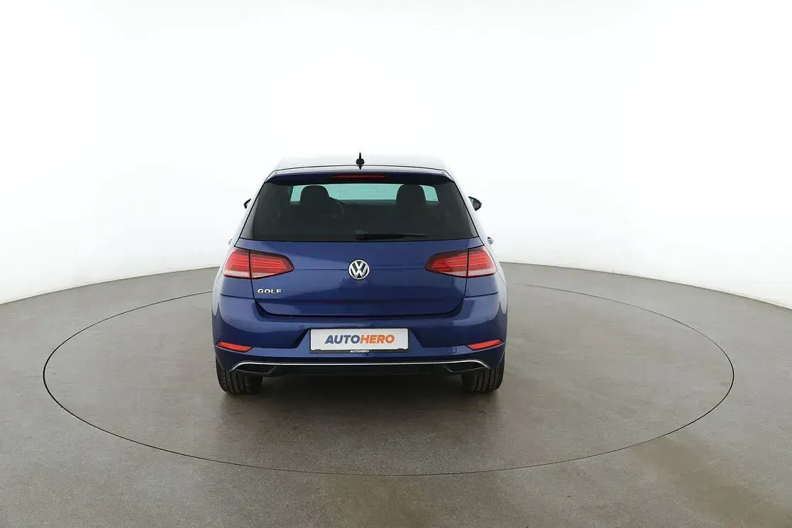 Gebraucht VW Golf VII Join 2019 Blau Limousine