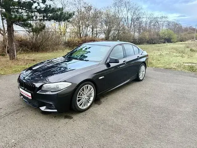 Usata BMW 520 Efficient Dynamics 184 CV (135 kW) 2012 Grigio Berlina