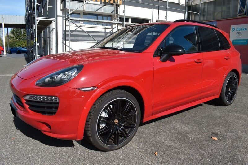 Rot Gebraucht 2013 Porsche Cayenne S SUV | 28.500 € - Bild 1/4