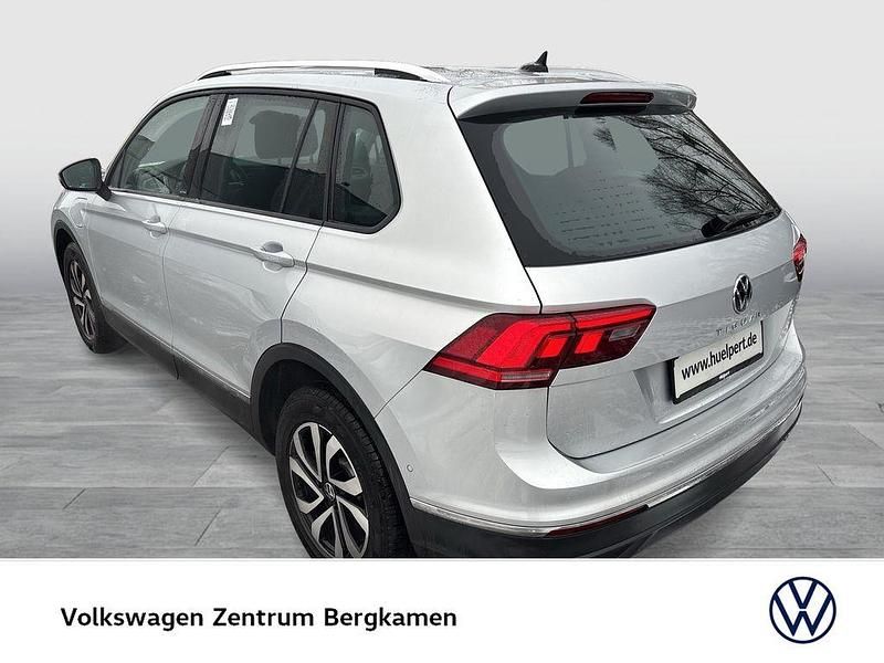 Gebraucht VW Tiguan Active 245 PS (180 kW) 2022 Silber SUV