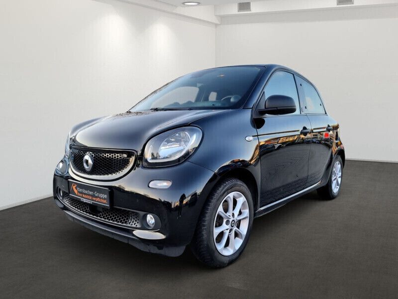 Gebraucht Smart ForFour Electric Drive Passion 60 kW (82 PS) 2019 (schwarz) Limousine