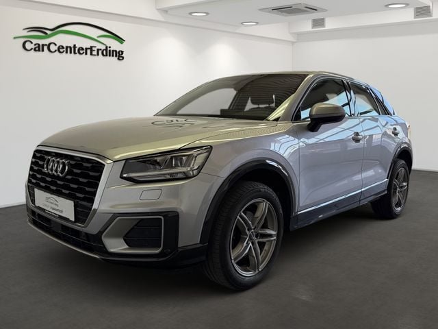 Silber Gebraucht 2020 Audi Q2 Design SUV | 20.750 € (Fairer Preis) - Bild 1/4