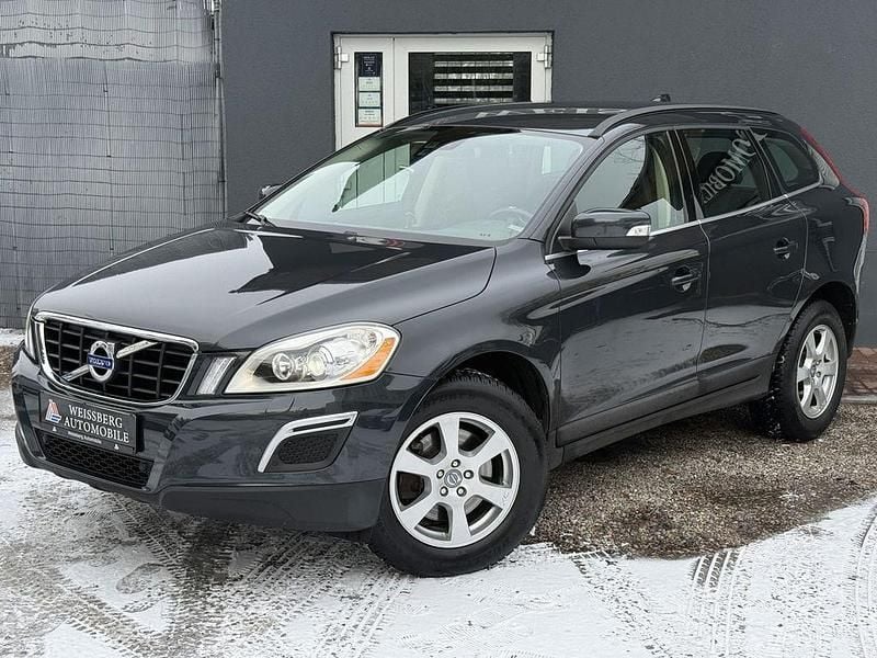 Gebraucht Volvo XC60 Momentum 205 PS (150 kW) 2011 Grau SUV