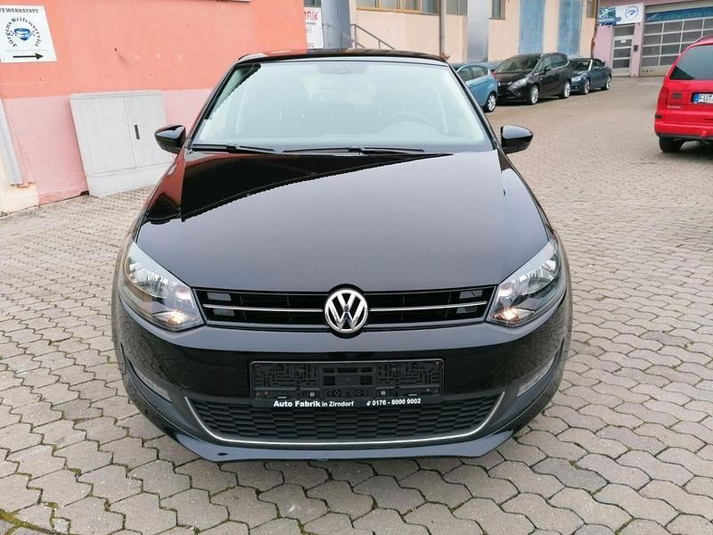 Schwarz Gebraucht 2013 VW Polo Match Limousine | 8.800 € (Guter Preis) - Bild 1/2