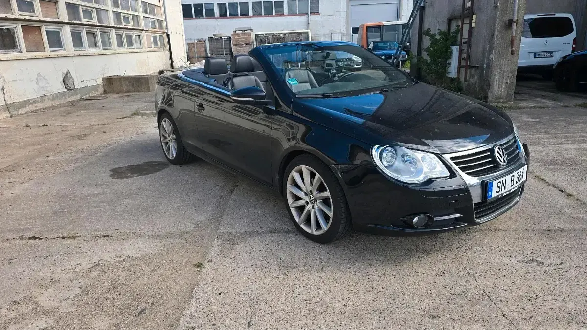 Brugt VW Eos 122 HK (89 kW) 2009 Sort Cabriolet