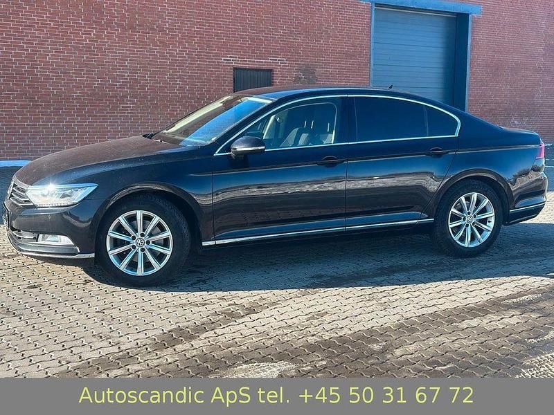 Gebraucht VW Passat Comfortline 150 PS (110 kW) 2016 Schwarz Limousine