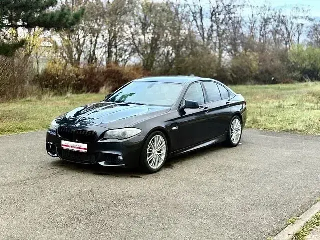 Usata BMW 520 Efficient Dynamics 184 CV (135 kW) 2012 Grigio Berlina