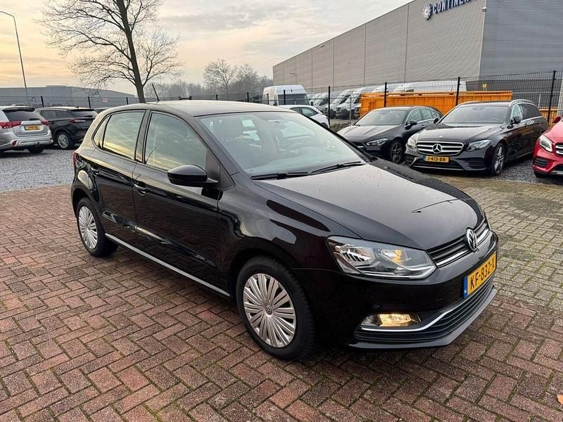 Gebraucht VW Polo Comfortline 90 PS (66 kW) 2016 Schwarz Limousine