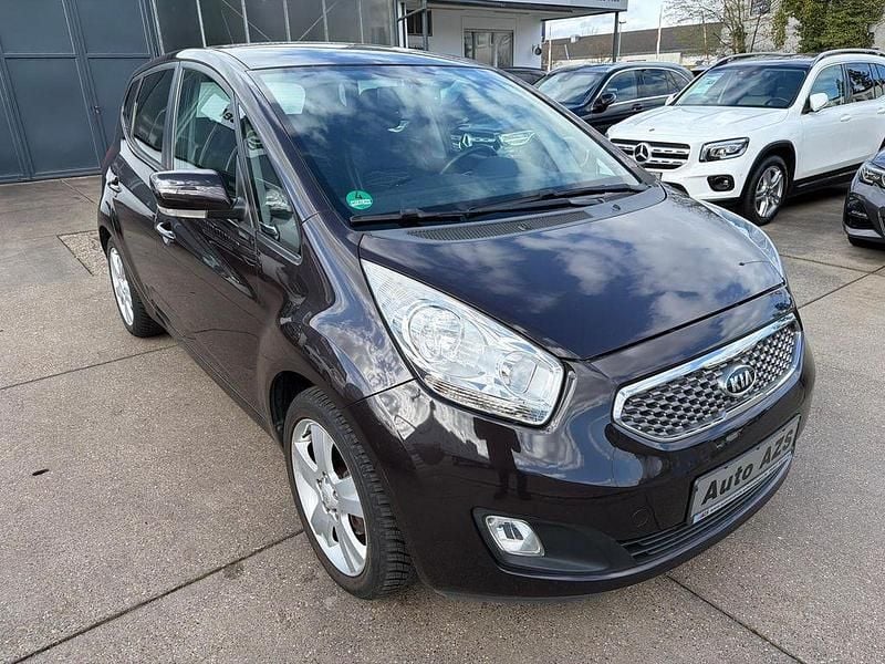 Gebraucht Kia Venga 125 PS (91 kW) 2010 Braun Kleinwagen