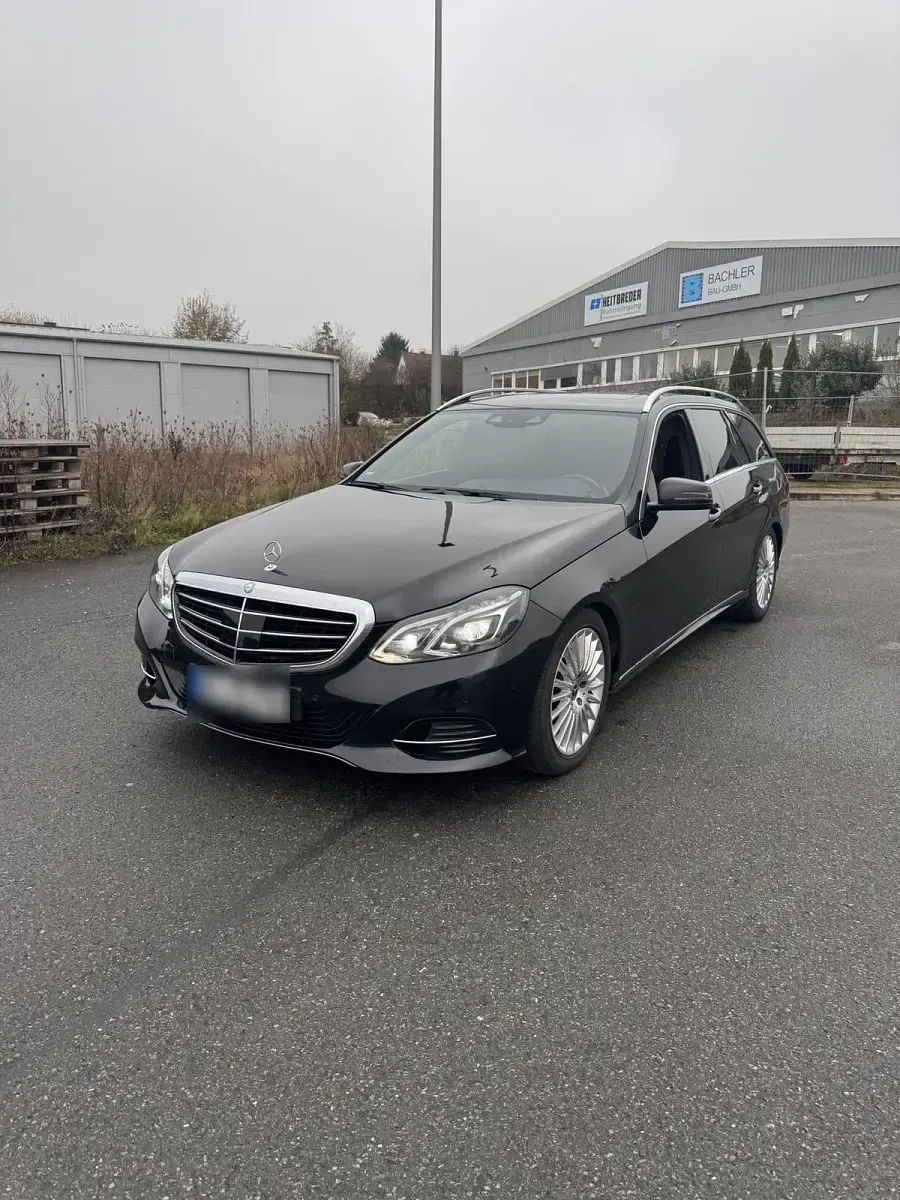 Second-hand Mercedes E350 258 CP (189 kW) 2015 Negru Break