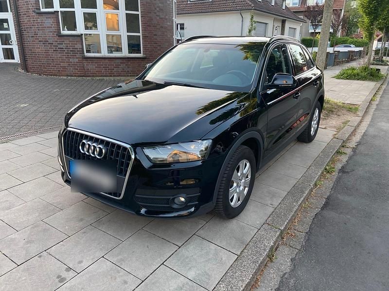 Schwarz Gebraucht 2013 Audi Q3 SUV | 11.500 € (Guter Preis) - Bild 1/4