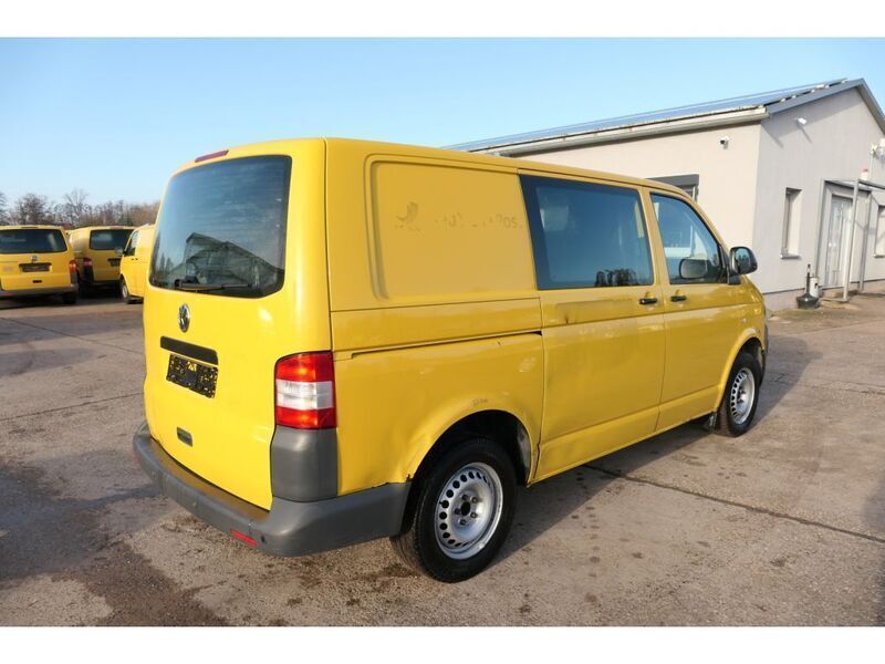 Gebraucht VW T5 84 PS (61 kW) 2011 Ginstergelb r1032 Van