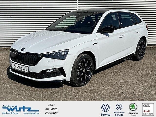 Moonweiß (metallic) Gebraucht 2023 Skoda Scala Monte Carlo Kleinwagen | 25.980 € (Fairer Preis) - Bild 1/3