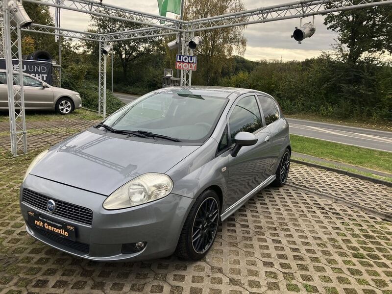 Grau Gebraucht 2006 Fiat Grande Punto Sport Kleinwagen | 3.490 € (Teuer) - Bild 1/4