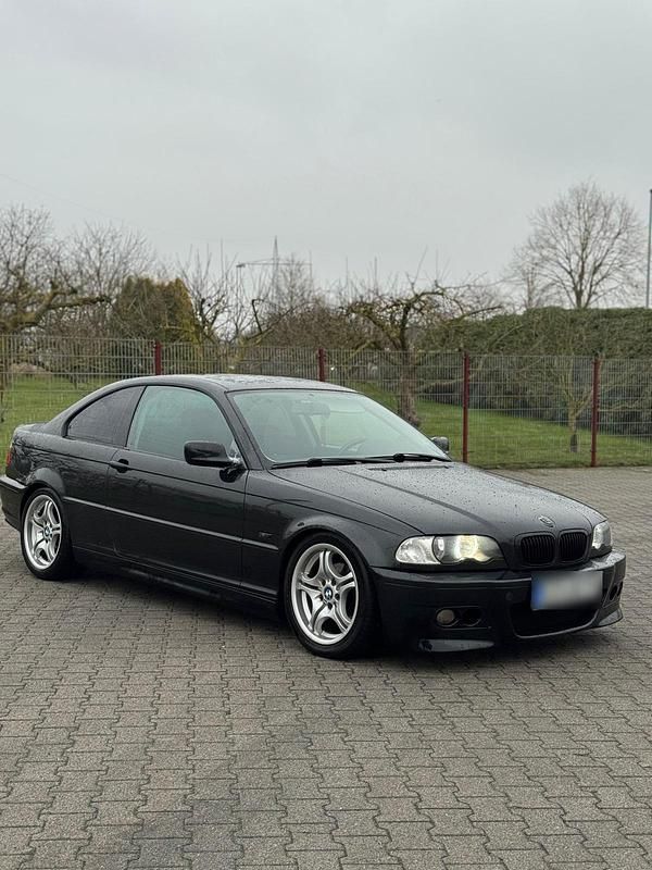 Gebraucht BMW 318 116 PS (85 kW) 2000 Schwarz Coupé