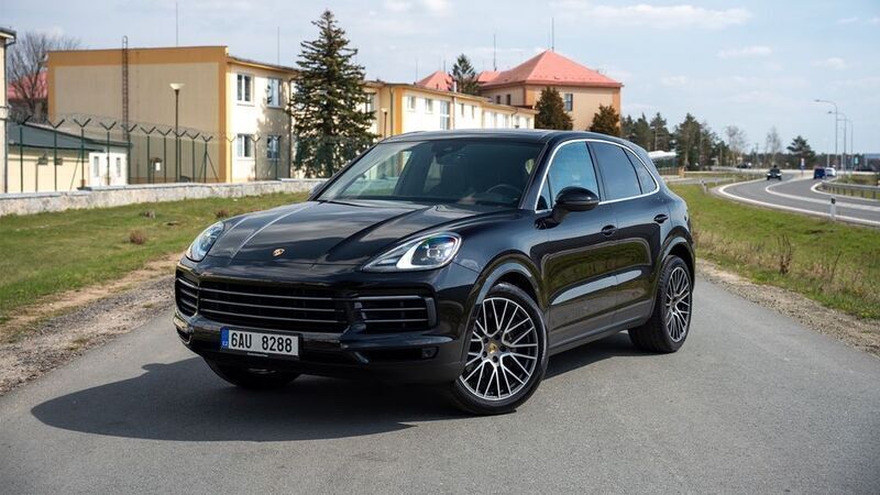 Schwarz Gebraucht 2018 Porsche Cayenne SUV | 45.600 € (Guter Preis) - Bild 1/4