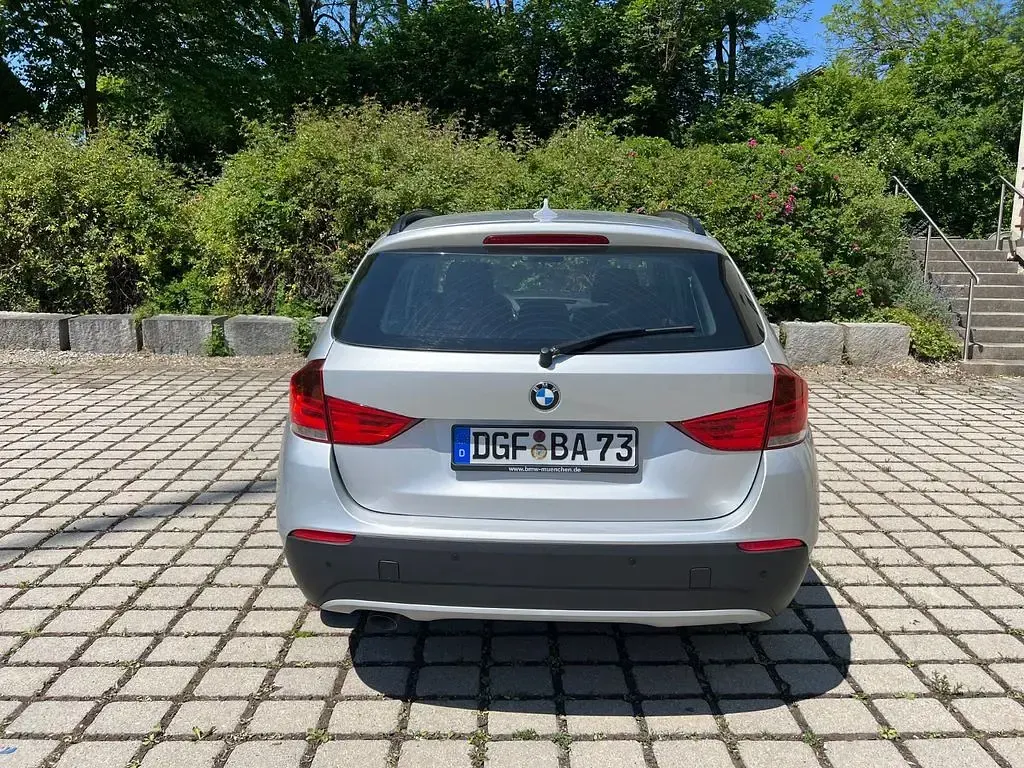 Gebraucht BMW X1 143 PS (105 kW) 2011 Silber SUV