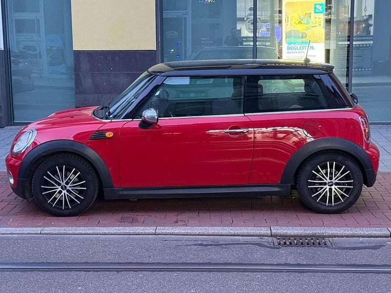 Gebraucht Mini Cooper 120 PS (88 kW) 2009 Rot Kleinwagen