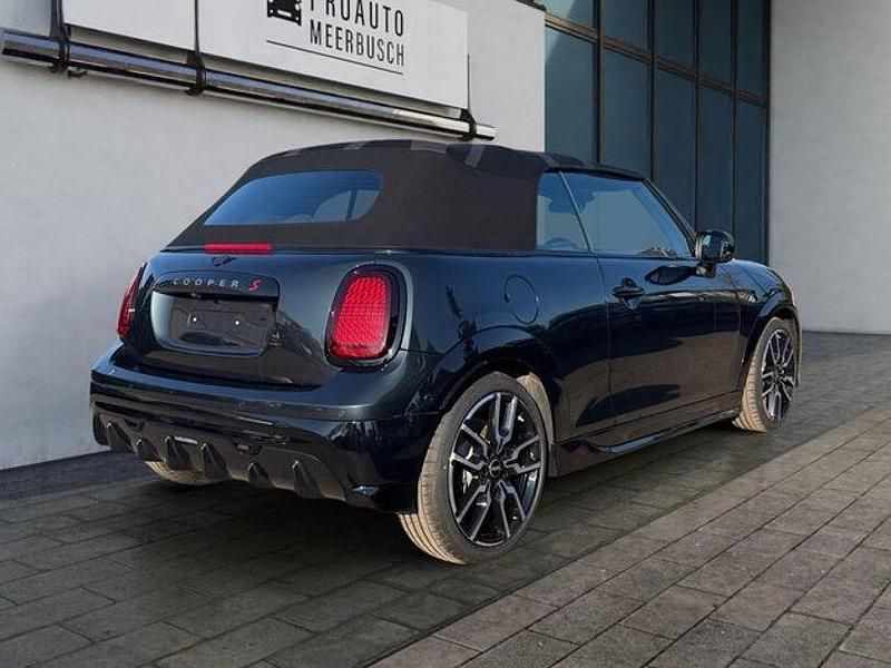 Gebraucht Mini John Cooper Works 204 PS (150 kW) 2024 Grau Kleinwagen