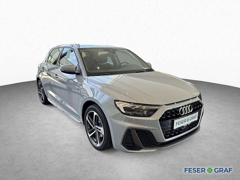 Gebraucht Audi A1 S-Line 116 PS (85 kW) 2025 Pfeilgrauperleffekt Kleinwagen