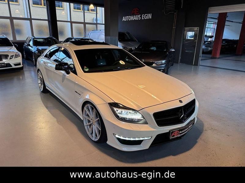 Gebraucht Mercedes CLS63 AMG AMG 557 PS (409 kW) 2011 Weiß Limousine