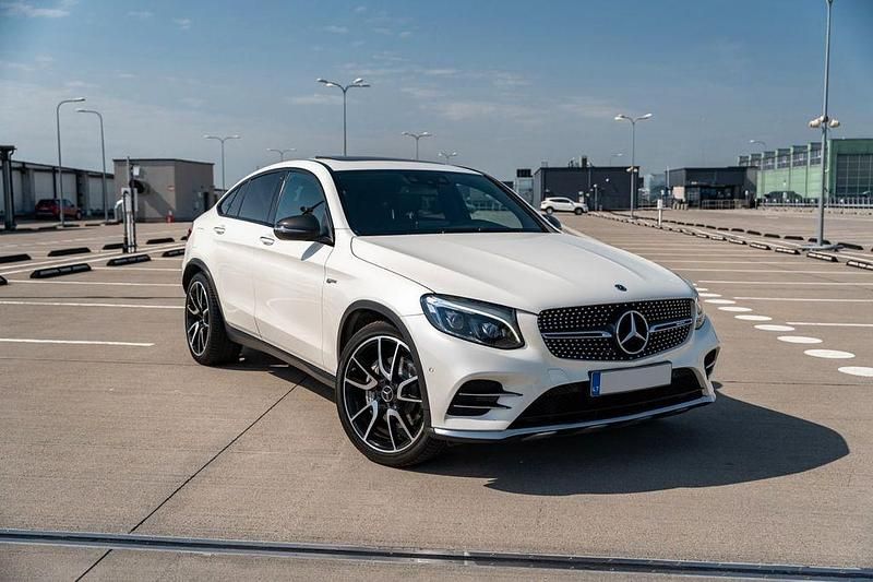 Weiß Gebraucht 2018 Mercedes GLC43 AMG AMG SUV | 30.400 € (Superpreis) - Bild 1/4