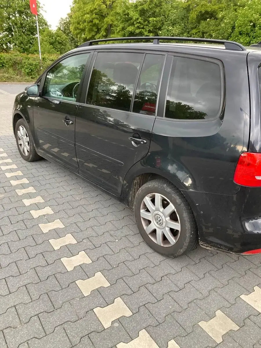 Używany VW Touran 140 KM (102 kW) 2012 Minivan