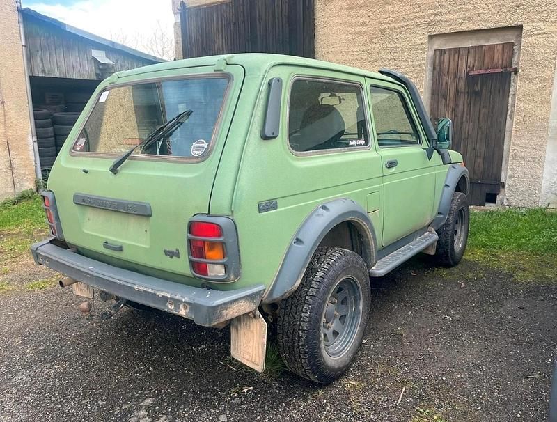 Gebraucht Lada niva 80 PS (58 kW) 2004 Grün SUV