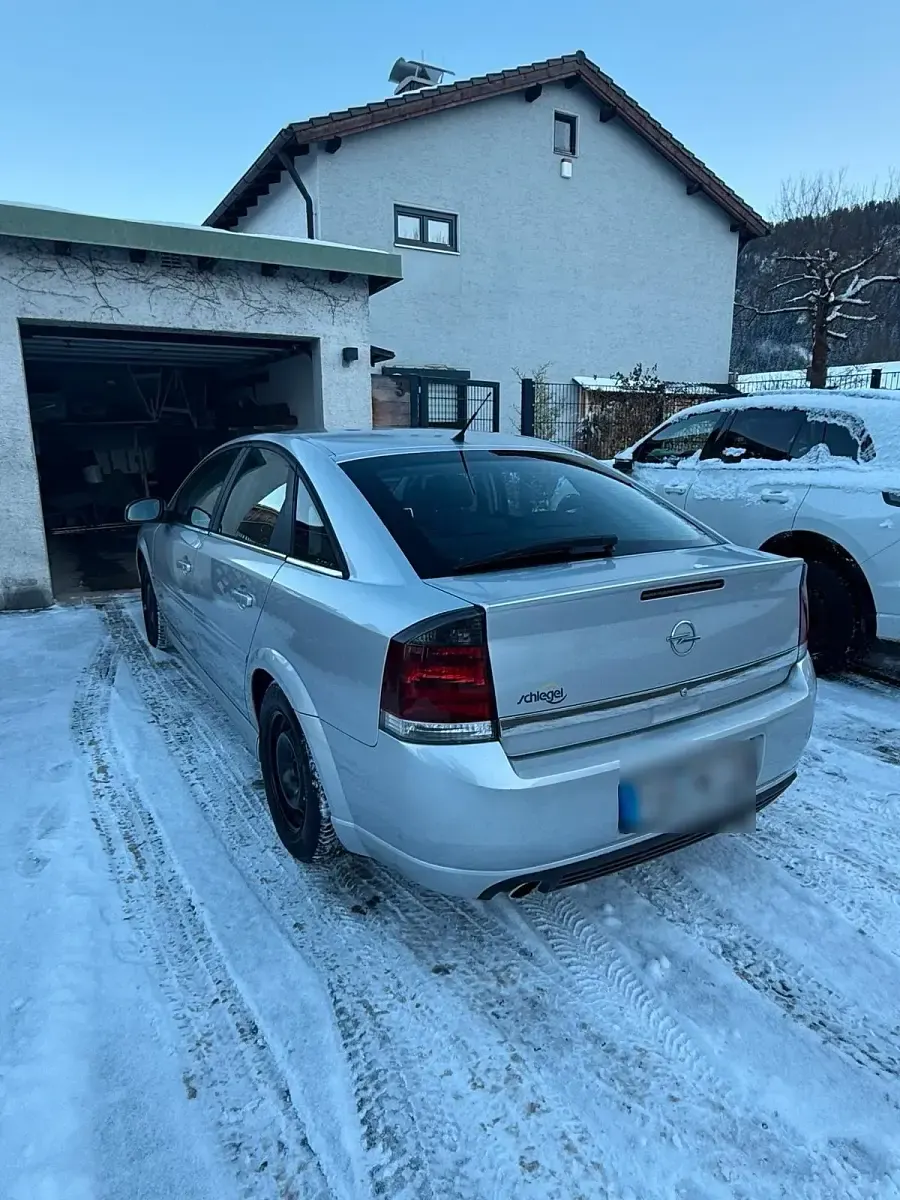 Gebraucht Opel Vectra 147 PS (108 kW) 2003 Silber Limousine