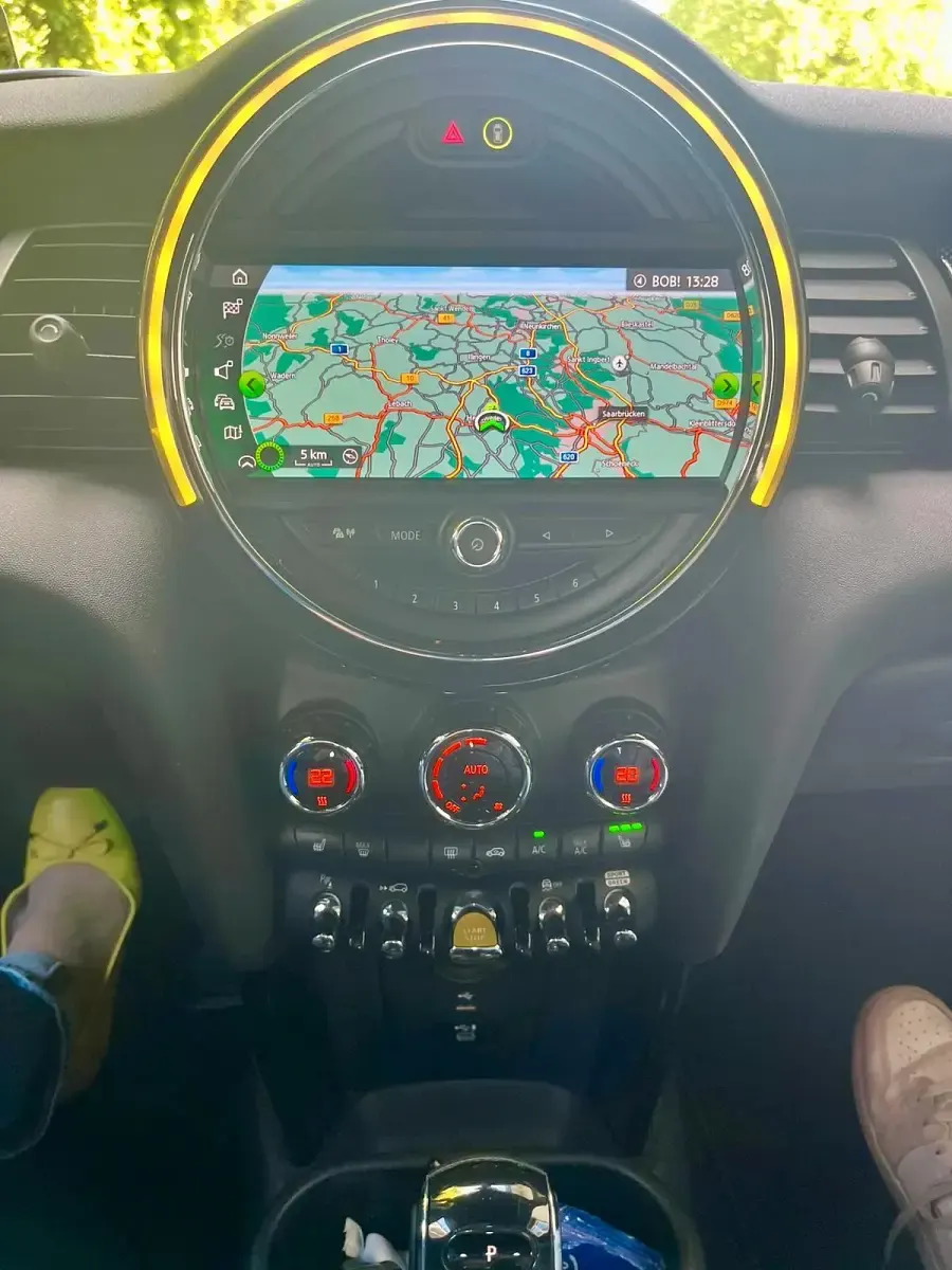 Gebraucht Mini Cooper SE 135 kW (184 PS) 2020 Silber Kleinwagen