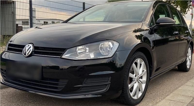 Gebraucht VW Golf VII 105 PS (77 kW) 2013 Schwarz Kleinwagen