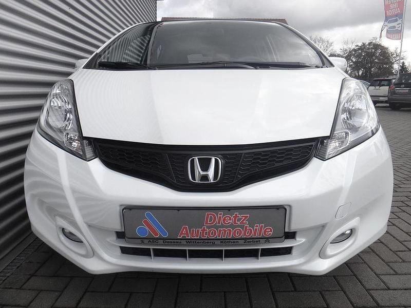 Gebraucht Honda Jazz Comfort 99 PS (72 kW) 2015 Weiss (metallic) Kleinwagen