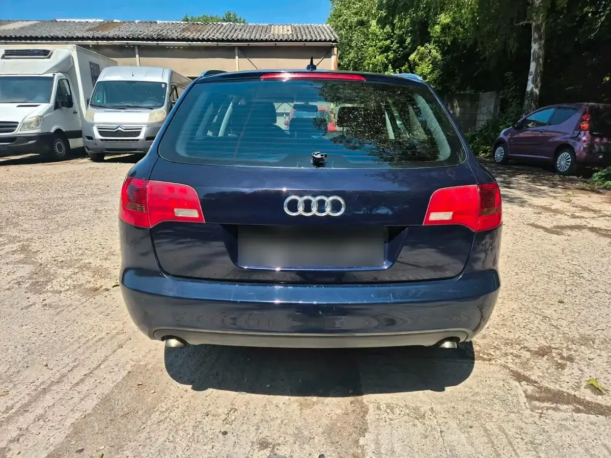 Gebraucht Audi A6 180 PS (132 kW) 2006 Blau Kombi