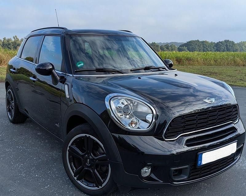 Schwarz Gebraucht 2012 Mini Cooper SD Countryman SUV | 8.700 € (Fairer Preis) - Bild 1/4
