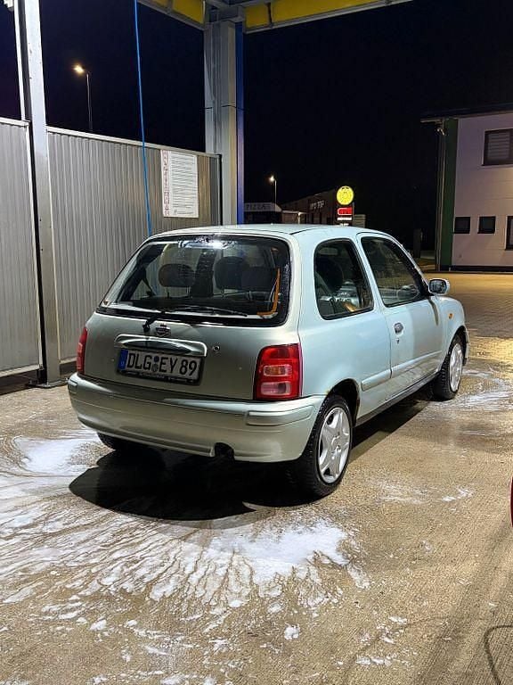 Gebraucht Nissan Micra 60 PS (44 kW) 2001 Blau Kleinwagen